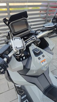 Honda XADV 750 - 11