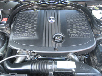 Mercedes-Benz C Trieda Sedan 220 CDI Blue Elegance - 11