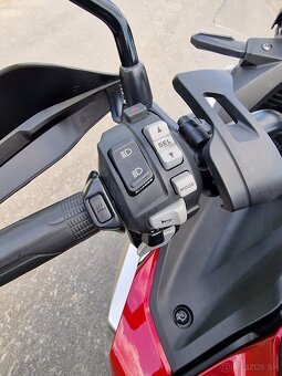 Honda NC750X DCT - 11