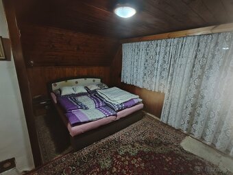 Chata pod hradom Červený kameň - 11