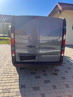 Renault trafic1.6dci 107kw 6 miestny - 11