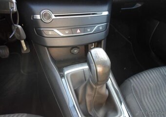Peugeot 308 SW 1.2 e-THP - 11