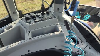 VALTRA  T174eD      1234 mh a 3450 mh - 11