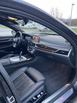 BMW 750Li x-drive - 11