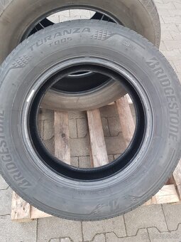 Elektrony 5x114.3 + 215/65R16 - 11