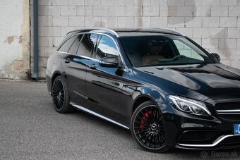 Mercedes-Benz C trieda Kombi Mercedes-AMG 63 S A/T - 11