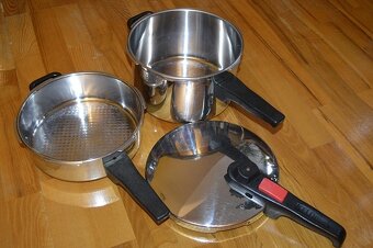predam KELOMAT tlakovy hrniec, priemer 22cm, objem 2,7 l a 5 - 11