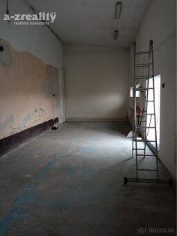 Znížená cena Komerčný objekt v Zemianskej Olči na predaj - 11