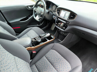 Hyundai Ioniq Electric - 11