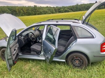 ŠKODA FABIA combi 1.4 mpi 50kW (70PS) r.v.2002/4 mesiac Str. - 11