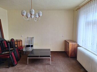 Rodinný dom s možnosťami - 11