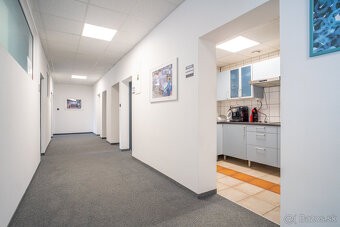 Na predaj priemyselný objekt s investičným potenciálom v Sen - 11