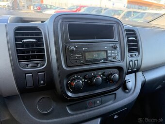 Renault Trafic 9-miestne - 11