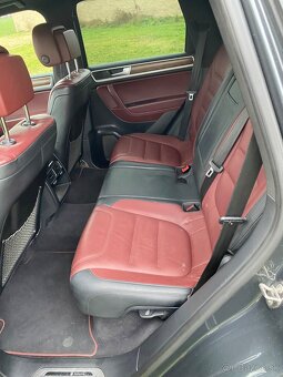 Predam VW Touareg 4.2 TDi V8 EXCLUSIVE - 11
