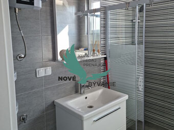 Na predaj priestranný  apartmán na ostrove Vir-Bobovik, Chor - 11