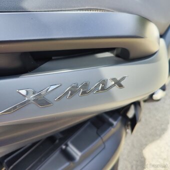 Yamaha x Max 400 - 11