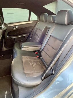 Mercedes-Benz E 250 CDI 4MATIC AMG - 11