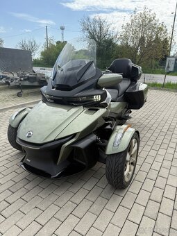 CAN AM SPYDER RT Sea to Sky - 11