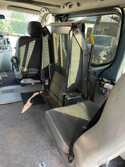 Opel Vivaro 2.0D 84kw, r.2008, 5míst, klima, automat - 11