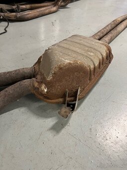 Výfuk Audi S2 D2 2001 - 11