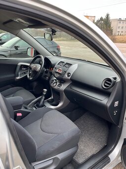 Toyota Rav4 2.2 D-4D 4x4 = Uzávierk, Bez korozie, = - 11