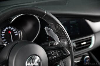 Alfa Romeo Giulia 2.0 206kW, automat, 4x4, 2022, DPH - 11