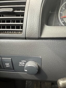 KIA Sorento 2.5Tdi 125kw - 11
