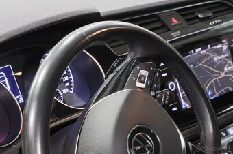 Volkswagen Touran Comfortline 2.0 TDI 110kW DSG automat - 11