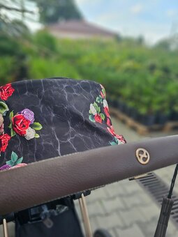 Cybex Priam Rosegold Black + Spring Blossom 2020 - 11