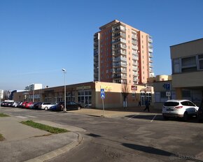 Prenájom 2 izbového bytu s parkovacím miestom v Trnave - 11