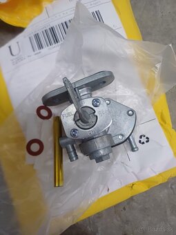 Yamaha XJ600N/S Devision - 11