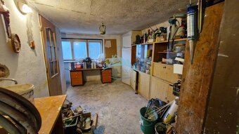 Rodinný dom s potenciálom na podnikanie v obci Malé Zlievce  - 11