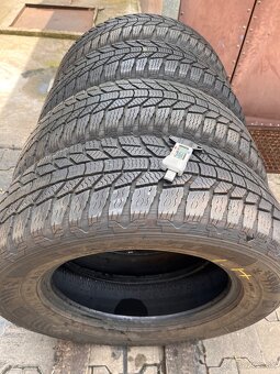 215/70R16 General zimne - 11