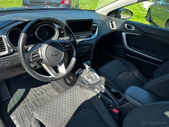 KIA Ceed SW 1.6 CRDi Gold - 11