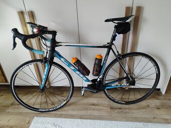 Cestný bicykel CTM - 11