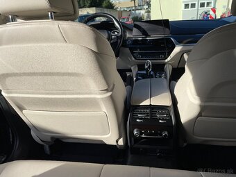 Bmw 530 xDrive - 11