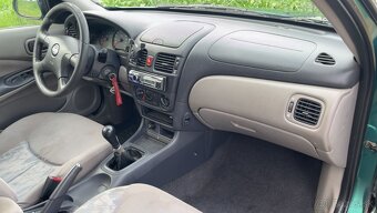 Nissan Almera N16 - 11