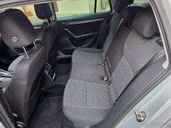 Škoda Octavia Combi 2.0 TDI DSG F1 Soleil ACC DCC Navi LED - 11