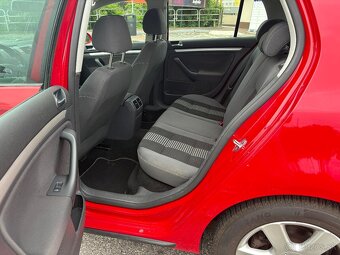 Vw golf 5 benzín 2008 - 11