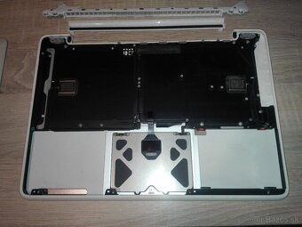 Apple MacBook Air.Mid 2011.A1369. EMC 2469. Diely. - 11