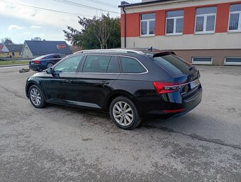 Predám Škoda Superb 3 combi ročník 2022 DSG - 11