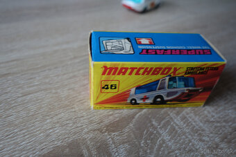 Matchbox Superfast No. 46 Stretcha Fetcha Ambulance - 11