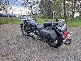 Suzuki intruder VL800 - 11