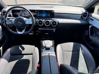 Mercedes-Benz CLA Shooting Brake SB 180 A/T - 11