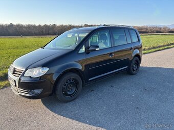 Touran 1.9 TDI bez DPF s DSG - 11