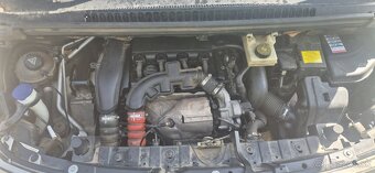 Predám Peugeot 3008 1.6 - 11