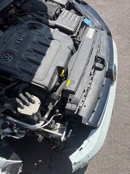 Volkswagen Golf 7 1.6 TDI - 11