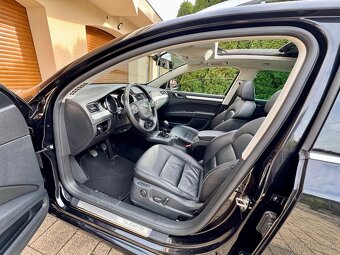 Skoda Superb COMBI 2.0tdi 125kw 4x4+NAVI+Panorama+TOP stav - 11