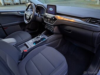 Ford Kuga 2.5 Duratec HEV 190k Titanium eCVT - 11