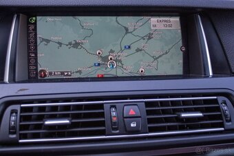 BMW Rad 5 Touring 520D XDRIVE 140kW AT8 2016 - 11
